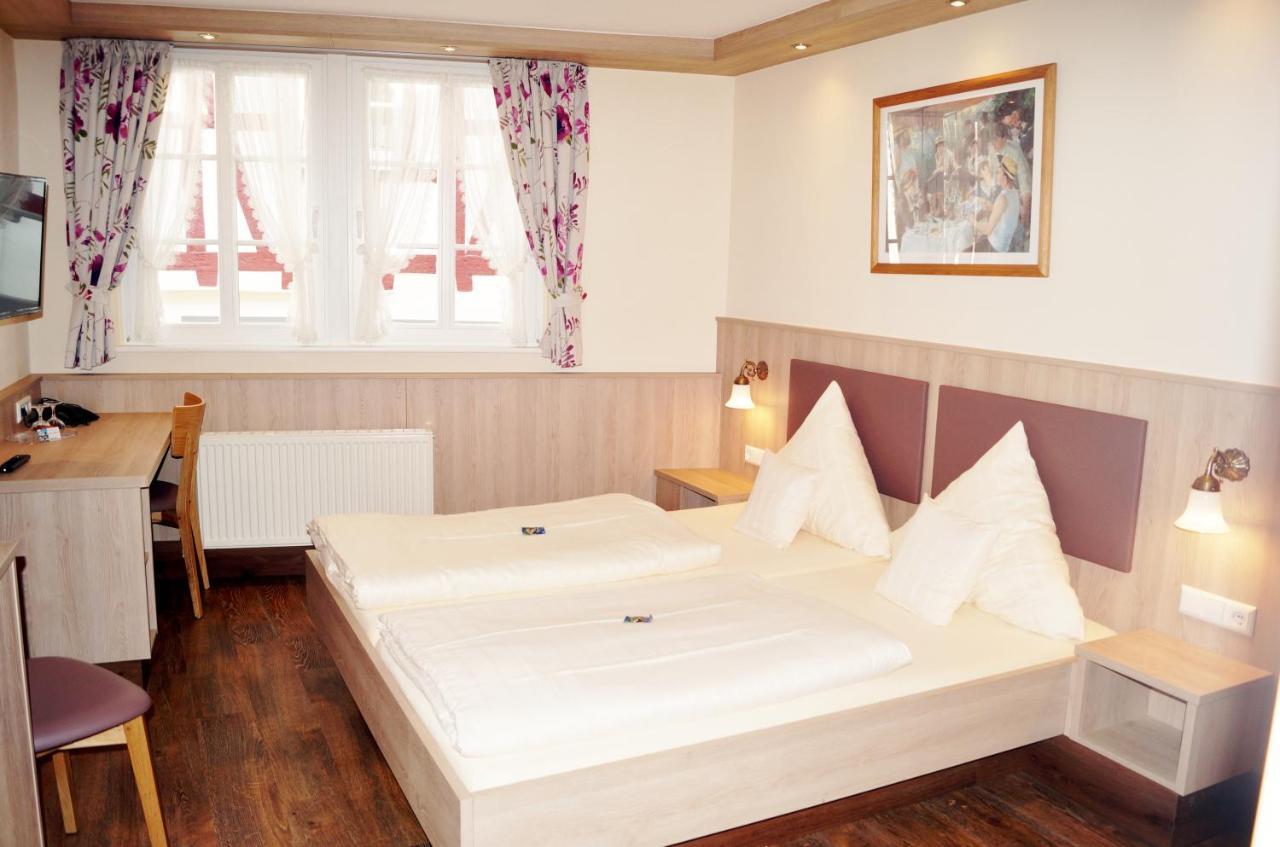 Hotel Gute Quelle Beilstein  Ngoại thất bức ảnh