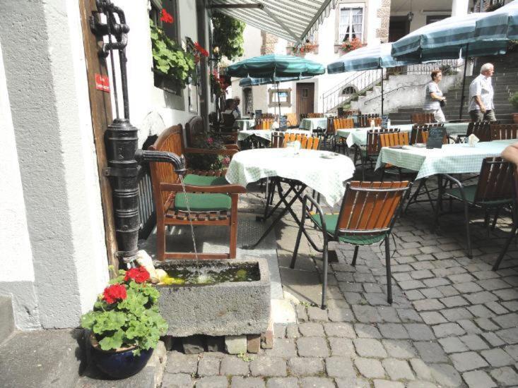 Hotel Gute Quelle Beilstein  Ngoại thất bức ảnh