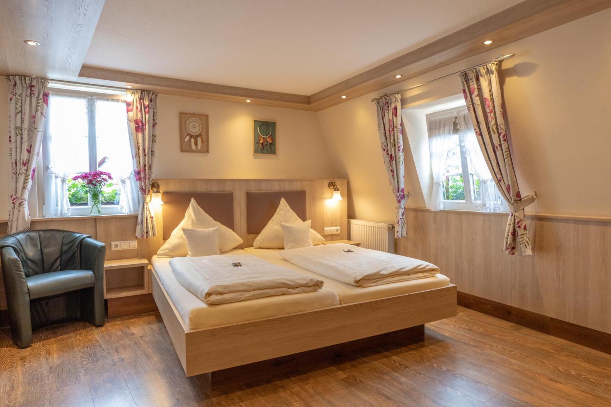 Hotel Gute Quelle Beilstein  Ngoại thất bức ảnh