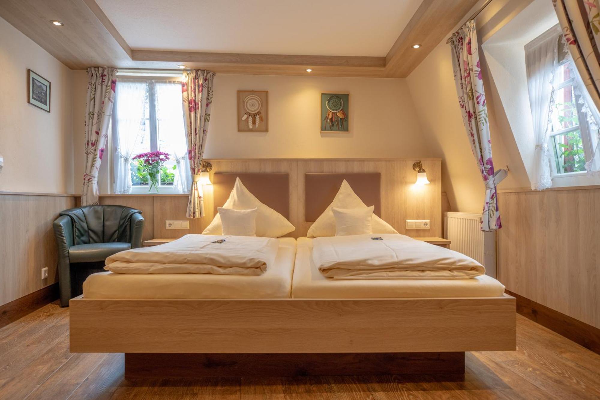 Hotel Gute Quelle Beilstein  Ngoại thất bức ảnh