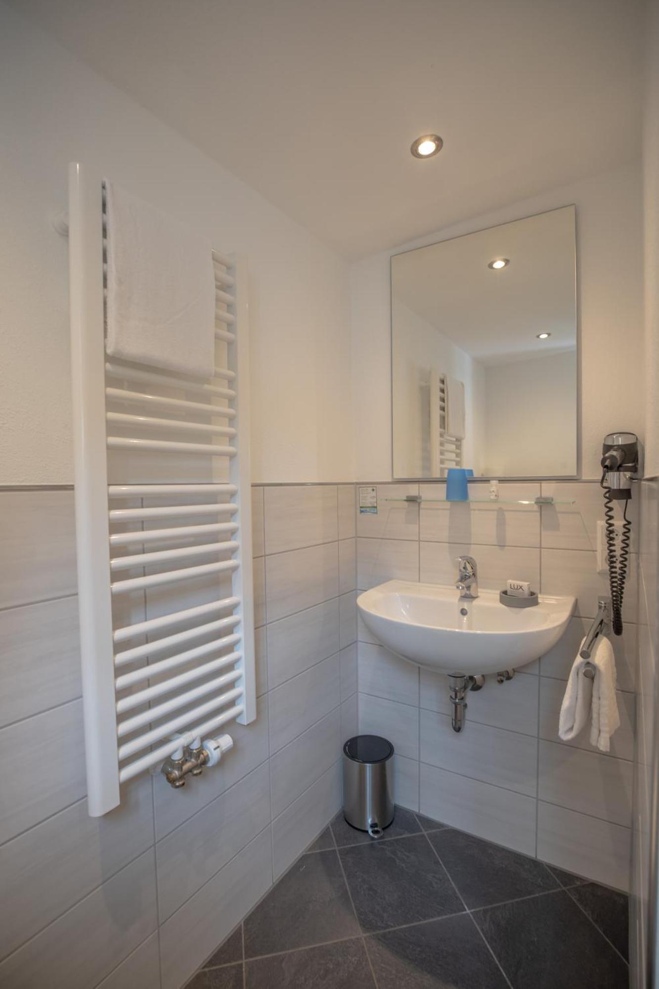 Hotel Gute Quelle Beilstein  Ngoại thất bức ảnh
