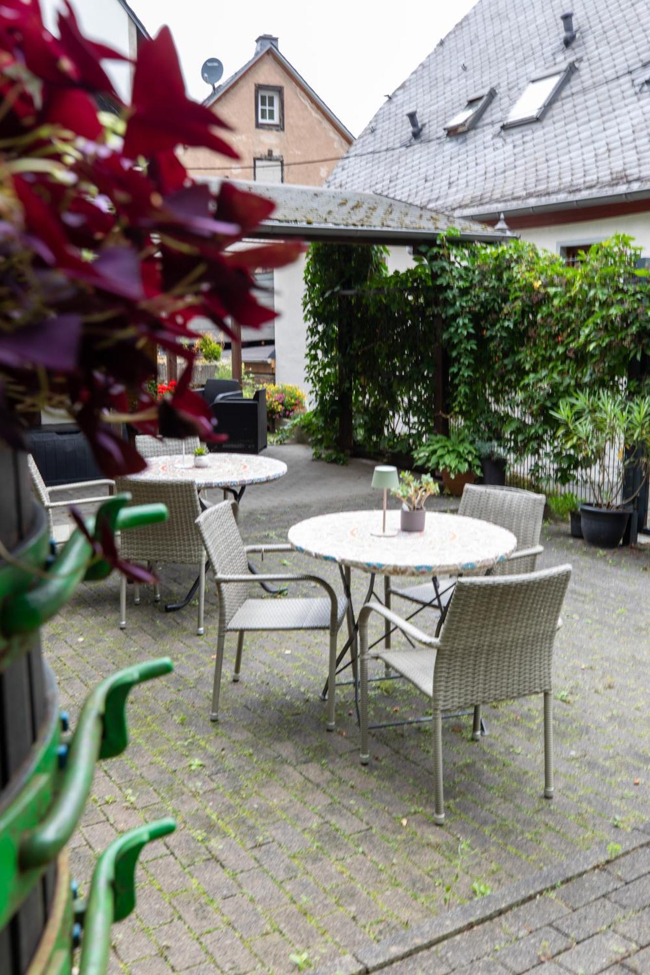 Hotel Gute Quelle Beilstein  Ngoại thất bức ảnh