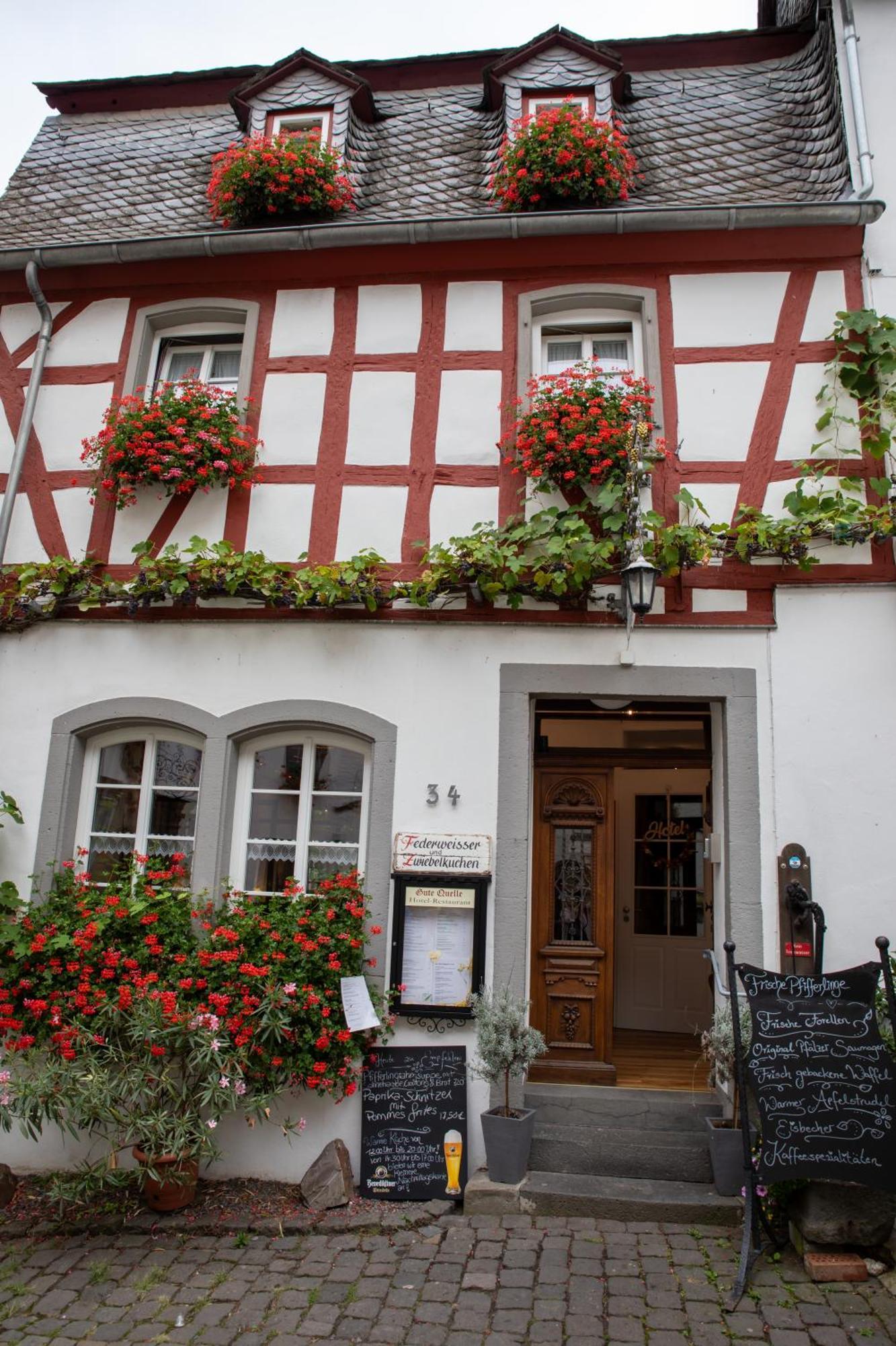 Hotel Gute Quelle Beilstein  Ngoại thất bức ảnh
