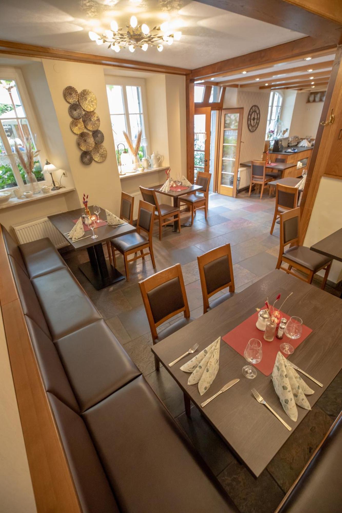 Hotel Gute Quelle Beilstein  Ngoại thất bức ảnh